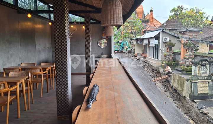 Disewakan Tempat Usaha Cafe di Ubud Bali Disewakan Tempat Usaha Cafe di Ubud Bali