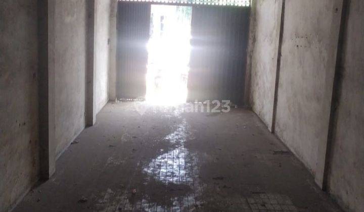 Disewakan Ruko 2 lantai siap pakai dekat Tol dan Lingkungan ramai 2