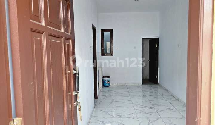 Dijual Rumah Gandeng 2 Unit Strategis 5 Mnt ke Mall Pakuwon Bekasi 2