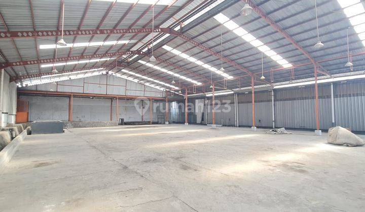 Disewakan Gudang+ kantor dan mess area Gn Putri dekat ke Tol 1
