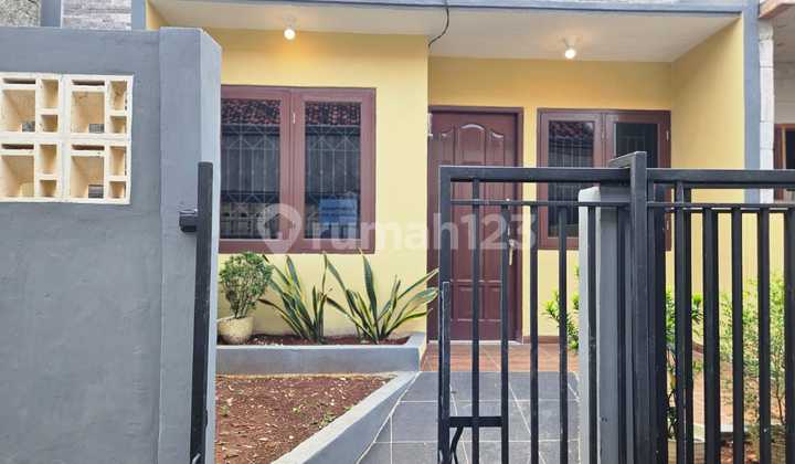 Dijual Rumah Gandeng 2 Unit Strategis 5 Mnt ke Mall Pakuwon Bekasi Dijual Rumah Gandeng 2 Unit Strategis 5 Mnt ke Mall Pakuwon Bekasi