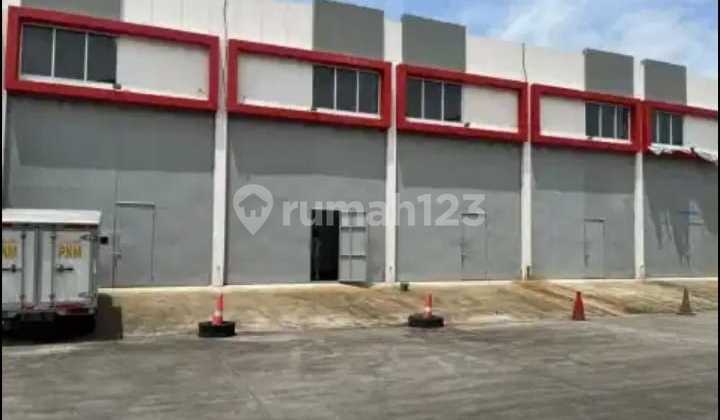 For Rent: Ready-to-Use Warehouse with 40ft Container Access, Near Toll Road, South Tambun Area. For Rent: Ready-to-Use Warehouse with 40ft Container Access, Near Toll Road, South Tambun Area.