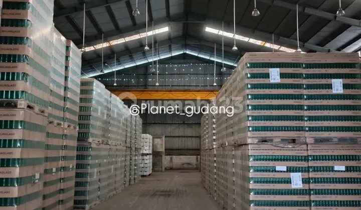 Warehouse for Rent, Good Access, 40 Ft Container, Only 8 Minutes to Bektim Toll Road Warehouse for Rent, Good Access, 40 Ft Container, Only 8 Minutes to Bektim Toll Road