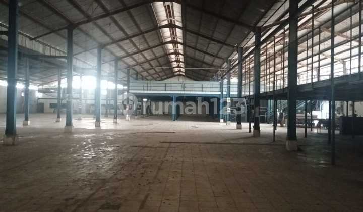 Disewakan Gudang Rapi siap pakai akses kont  Gn. Putri Bogor 1