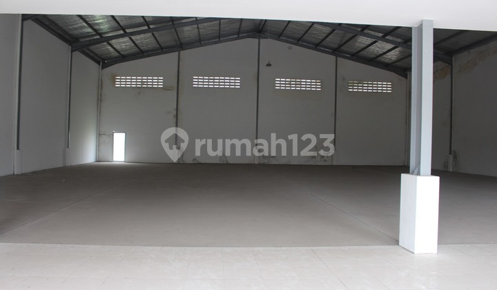 Disewakan Gudang siap pakai Area Karawang akses kont kawasan pergudangan