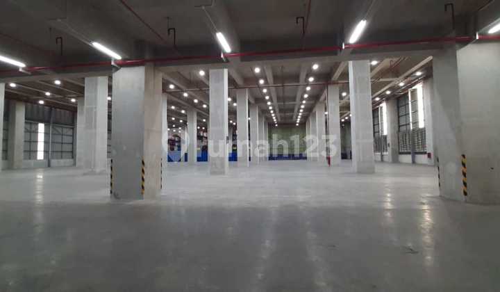 Disewakan Gudang Premium 3 lt Mezzanine Ada loading doc Disewakan Gudang Premium 3 lt Mezzanine Ada loading doc