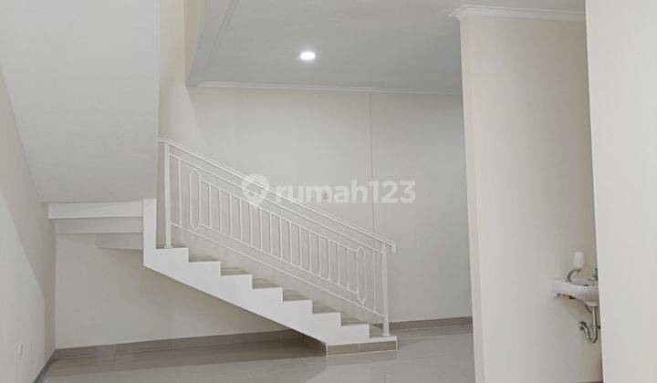 Turun Harga Rumah Siap Huni Lokasi Strategis di Tebet Jakarta Selatan 2