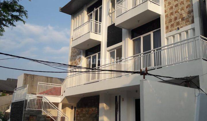 Di jual rumah beserta kost kost an aktif 22 kamar di Kebayoran Baru Jakarta Selatan 1