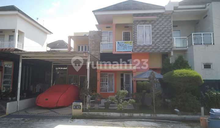 Rumah Mewah Siap Huni di Tengah Kota Rumah Mewah Siap Huni di Tengah Kota