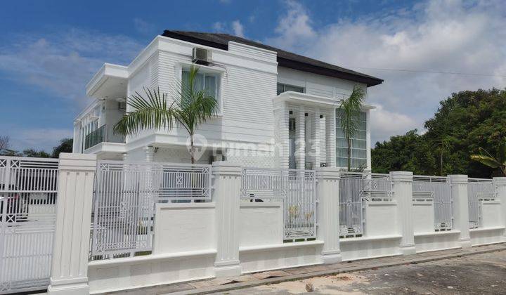 Dijual Rumah Mewah Type 1056 M2 Lokasi Tengah Kota 1