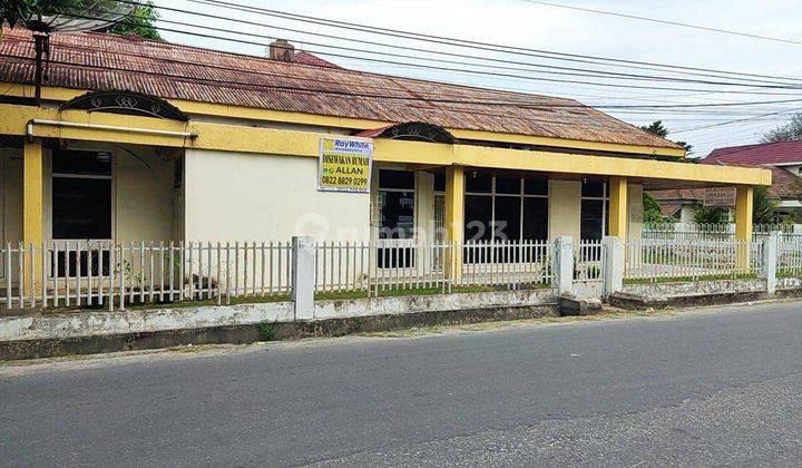 Rumah Sewa Strategis Pinggir Jalan Prospek Buat Kantor Dan Buka Usaha Daerah Sukajadi Pekanbaru 1