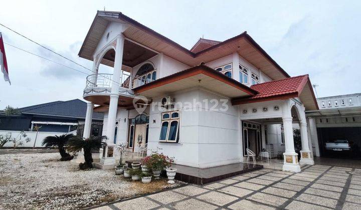 Dijual Rumah Full Furnish Dengan Halaman Luas Dekat Aulia Hospital Pekanbaru 1