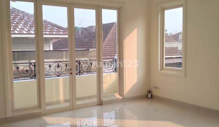 Rumah Mewah di Less Belles, Serpong 300m2 2