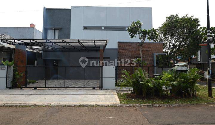 Rumah Hoek Furnish Kencana Loka BSD Tangerang 1