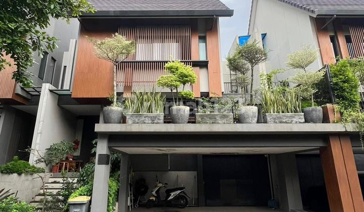 Beautiful Fully Furnished House in BSD Green Wich, Tangerang 1