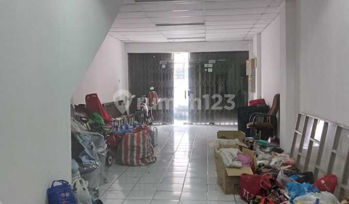 Windsor Square Avava Market Next to Alfamart 081881xxxx 2