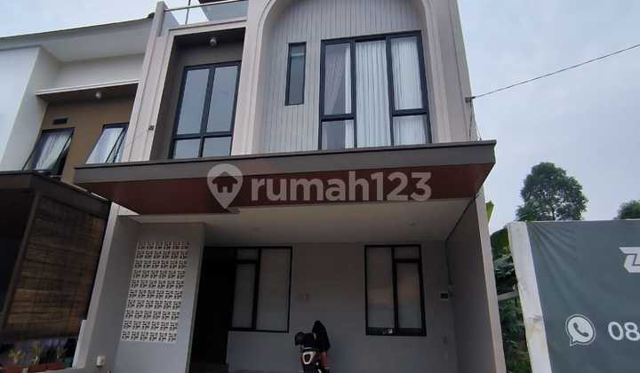 Rumah 3 Lantai Desain Modern, Lokasi Strategis Di Cireunde 1