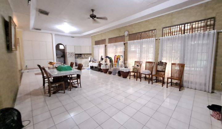 Rumah Cantik Nan Asri di Ciputat SHM 2