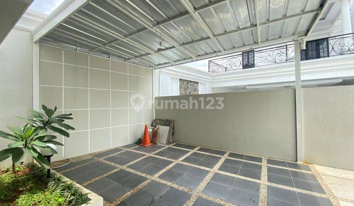 Rumah Baru dengan Kolam Renang 1