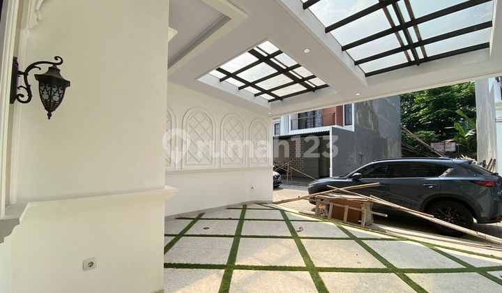 American Classic Design House in Jagakarsa, South Jakarta 2