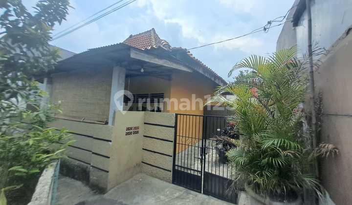 Dijual Cepat ! Rumah di Jagakarsa Akses Motor, Tanah Luas