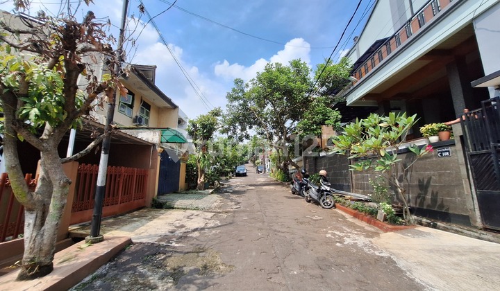 Rumah Estetika di Blok L, Cinere - Semi Furnished Siap Huni 2