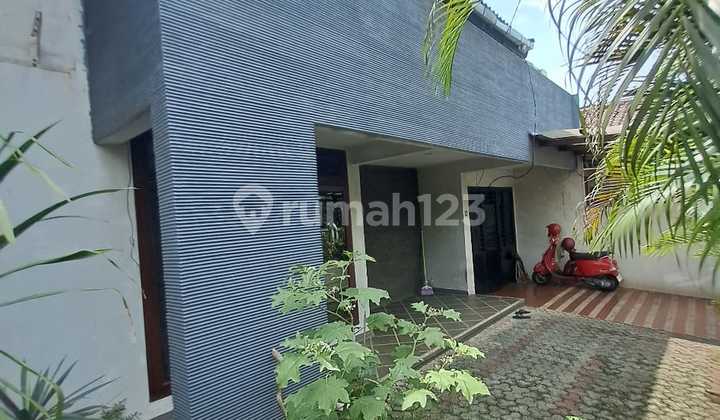 Charming and Comfortable Move-in Ready House in Pondok Indah. South Jakarta 2
