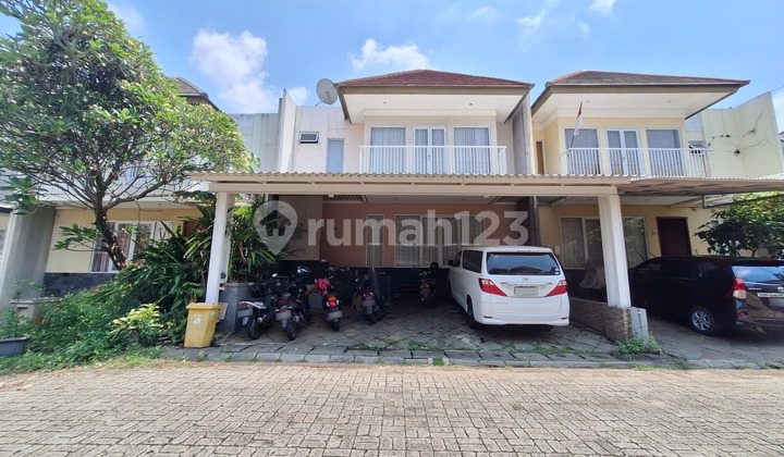 Rumah Bagus Minim Renovasi di Perumahan Aruba Jl. Pemuda - Depok