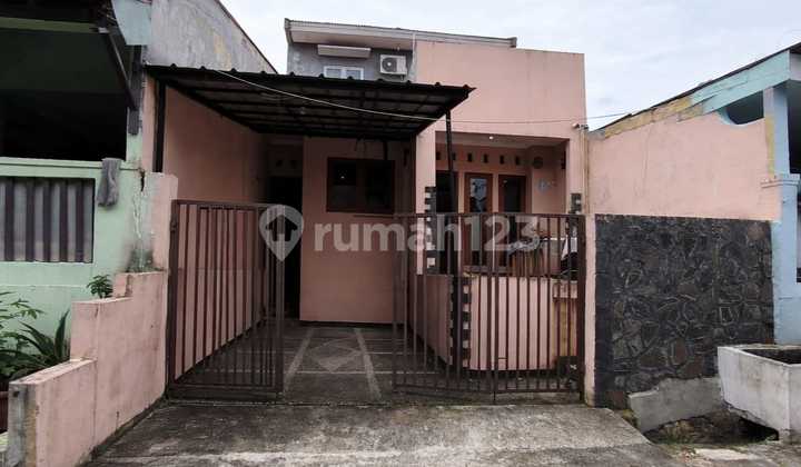 Rumah Sederhana Penuh Kehangatan - Pancoran Mas, Depok Rumah Sederhana Penuh Kehangatan - Pancoran Mas, Depok