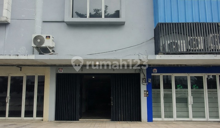 Ruko 2 Lantai Dijual di Pasar Segar Cinere - Lokasi Ramai & Siap Usaha Ruko 2 Lantai Dijual di Pasar Segar Cinere - Lokasi Ramai & Siap Usaha