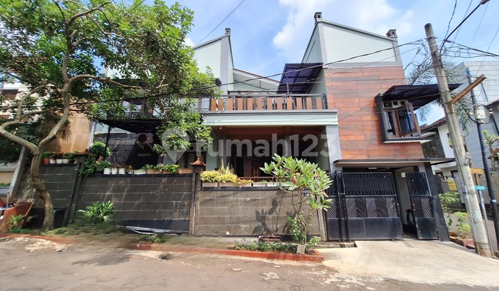 Rumah Estetika di Blok L, Cinere - Semi Furnished Siap Huni Rumah Estetika di Blok L, Cinere - Semi Furnished Siap Huni