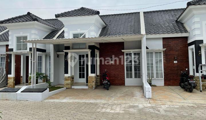 Rumah Modern 1 Lantai di Grand  Depok City - Siap Huni