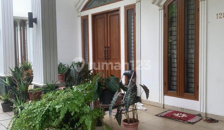 Luxury House, Strategic Location in Cinere, Depok - Land Area 300 m2