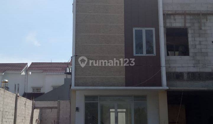 Hunian Comercial Fasilitas Terlengkap di Jakarta Timur 9