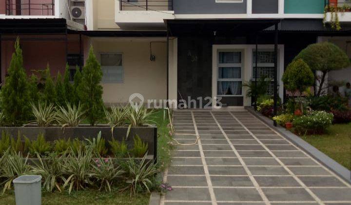 Rumah Commersial di Jakarta Timur Cocok Untuk Kerja di Rumah 1