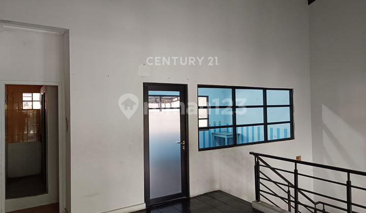 Commercial Shop House Area Near City Center on Jl Achmad Adnawijaya Bogor 2