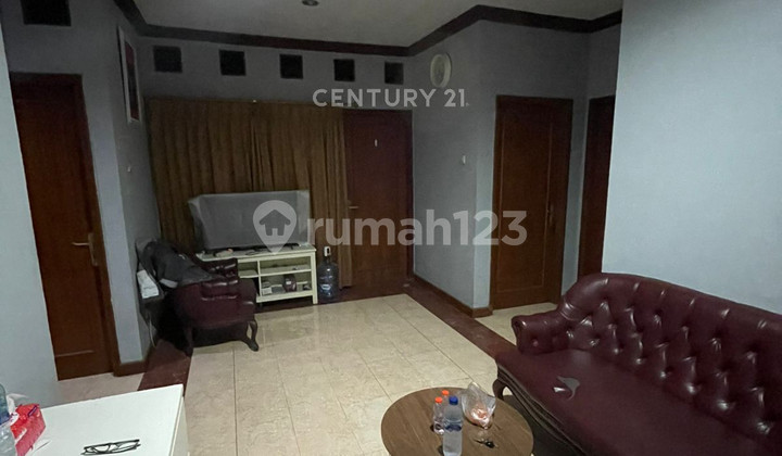 Rumah Area Pusat Kota Di Komplek Grand Depok City Cluster Anggrek 2