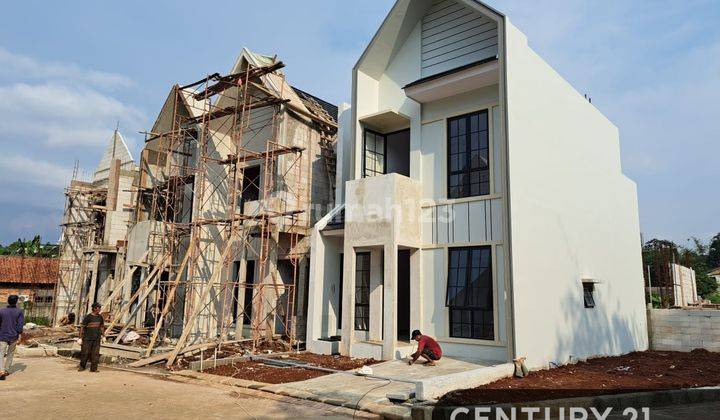 Rumah Cantik Di Green Lake View Cimanggis Depok 2