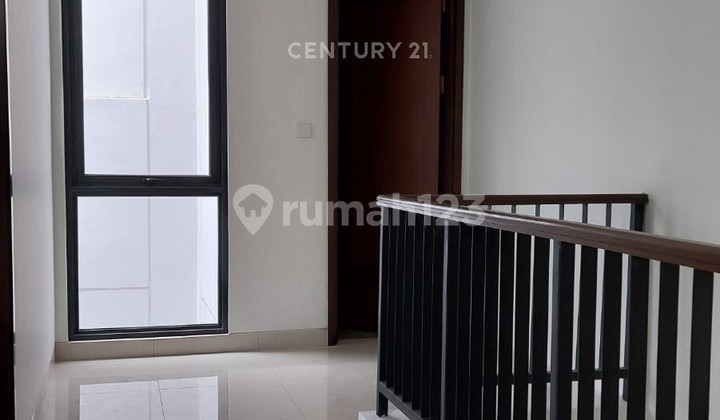 Beautiful Ready-to-Live House in Summarecon Bogor, Pinewood Cluster 2