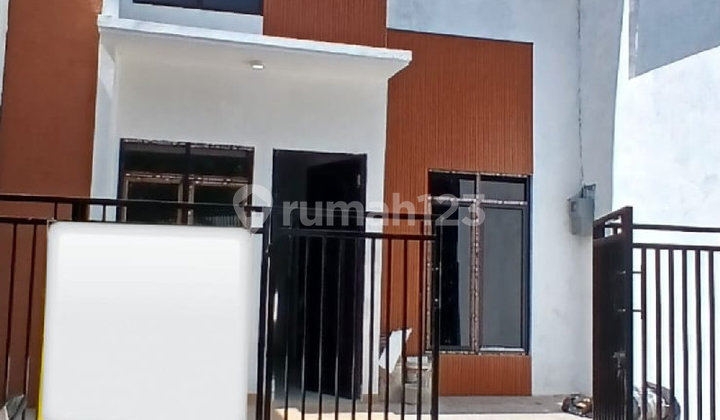 Rumah Baru Dekat Stasiun di Villa Ciomas Indah Bogor Rumah Baru Dekat Stasiun di Villa Ciomas Indah Bogor