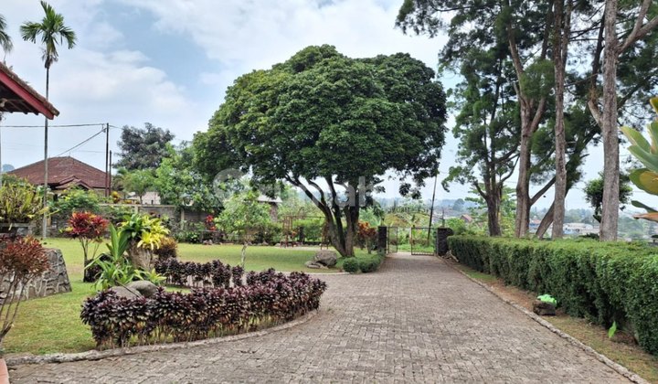 Villa Kp Cipari Kareyo Kec Cisarua Kab Bogor 2