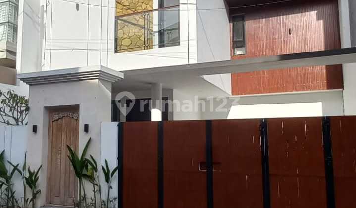 Villa Style House Ready to Occupy in Tukad Badung Renon Denpasar Bali