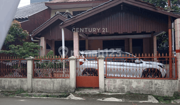 Strategic House with Access to 2 Highways in Villa Citra Bantarjati Bogor Strategic House with Access to 2 Highways in Villa Citra Bantarjati Bogor