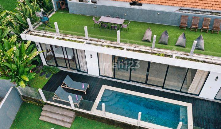 BLUE DREAM 2 BEDROOM VILLA IN CANGGU CLOSED LIVING AND KITCHEN WITH 2 AC  1