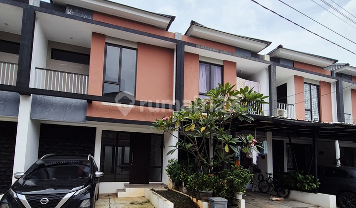 Rumah Murah 2 Lantai 3 KT 2 KM Semi Furnished bisa KPR Surat SHM