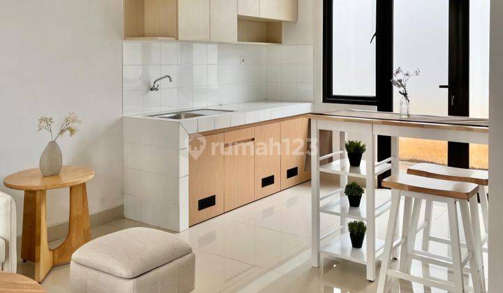 Rumah 2 Lantai 3 Kt 2 Km Furnished Dekat Cbd Bintaro Bisa Kpr Shm 2