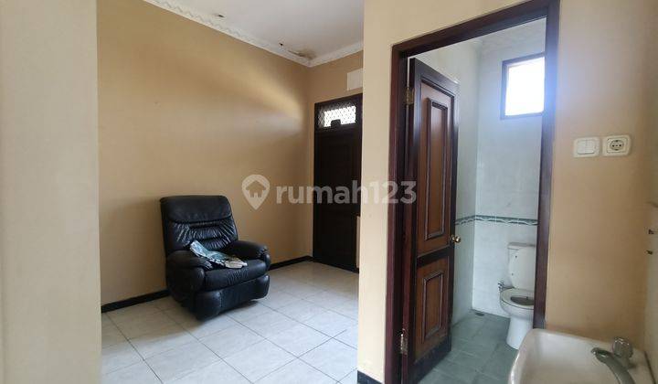 Rumah Strategis dan Aman Regency Kuda Dua Jagir Wonokromo 12