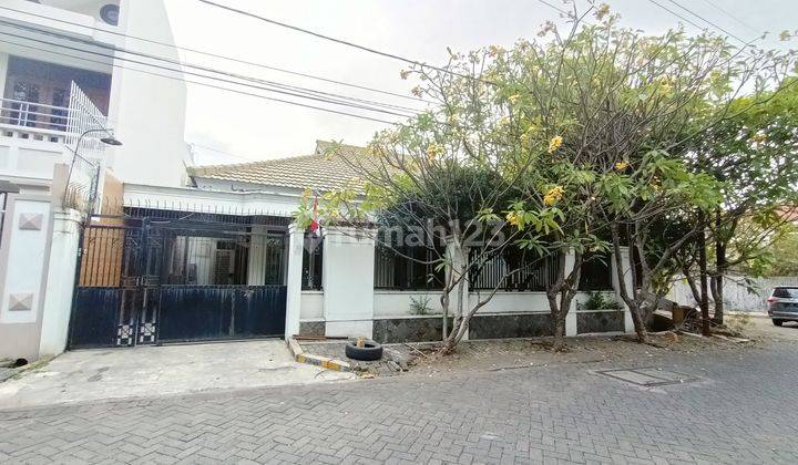 Rumah Strategis Raya Darmo Harapan Surabaya Barat 1