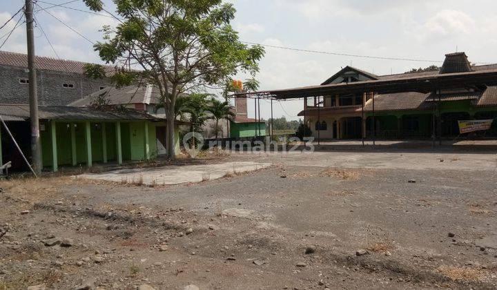 Rumah Makan Jual Jalan Saradan Caruban Jawa Timur Dekat Madiun  2