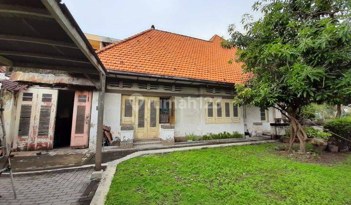 Rumah Bangunan Lama Strategis Jalan Sulawesi Surabaya Pusat 1